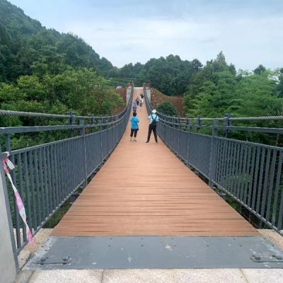 木質吊橋